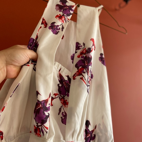 Ajio Short Jumpsuit. Size - M - Picture 8 of 11